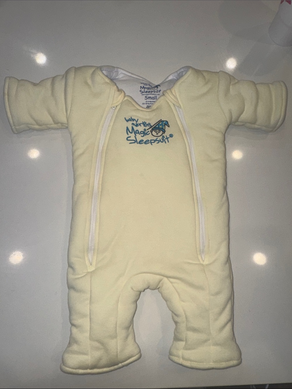 Halo Cream Magic Sleepsuit Baby One-Piece Footie size 3-6 GREAT CONDITION